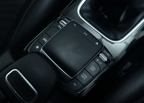 Mercedes-Benz A Class 1.3 A 180 SE 5dr 34