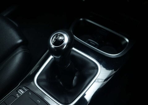 Mercedes-Benz A Class 1.3 A 180 SE 5dr 31