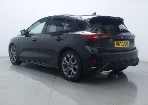 Ford Focus 1.0 Focus ST-Line MHEV Auto 5dr 9