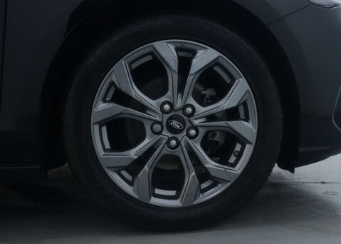 Ford Focus 1.0 Focus ST-Line MHEV Auto 5dr 14