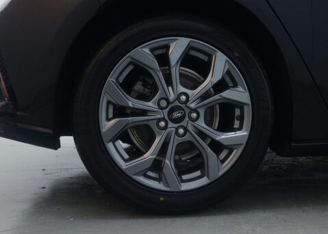 Ford Focus 1.0 Focus ST-Line MHEV Auto 5dr 13