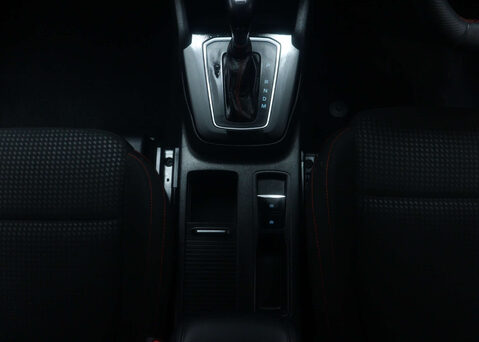 Ford Focus 1.0 Focus ST-Line MHEV Auto 5dr 20