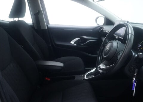 Toyota Yaris 1.5 Yaris Icon HEV CVT 5dr 36