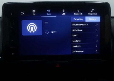 Toyota Yaris 1.5 Yaris Icon HEV CVT 5dr 21