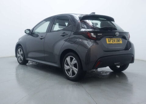 Toyota Yaris 1.5 Yaris Icon HEV CVT 5dr 9