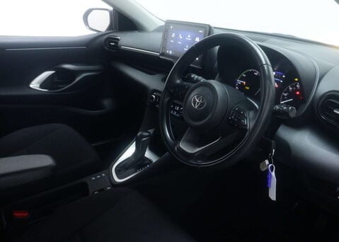 Toyota Yaris 1.5 Yaris Icon HEV CVT 5dr 35