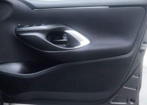 Toyota Yaris 1.5 Yaris Icon HEV CVT 5dr 38