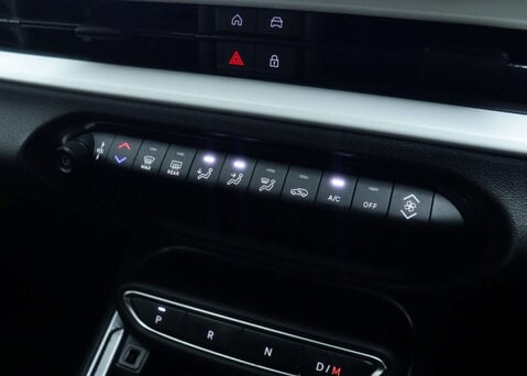 Fiat 600 1.2 600 La Prima HEV Auto 5dr 25