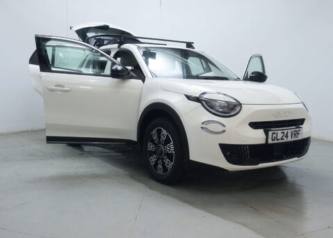 Fiat 600 1.2 600 La Prima HEV Auto 5dr 45