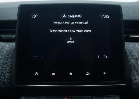 Renault Clio 1.6 Clio Techno E-Tech HEV Auto 5dr 22