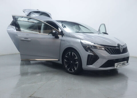 Renault Clio 1.6 Clio Techno E-Tech HEV Auto 5dr 51
