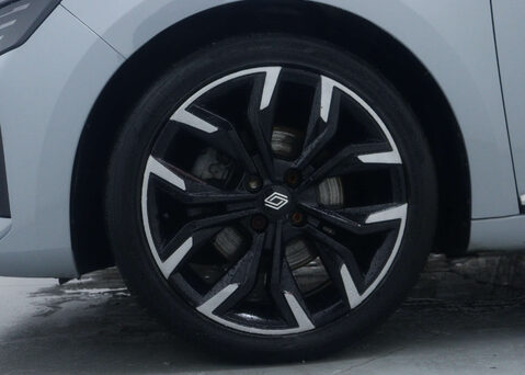 Renault Clio 1.6 Clio Techno E-Tech HEV Auto 5dr 14