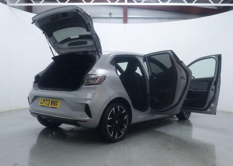 Renault Clio 1.6 Clio Techno E-Tech HEV Auto 5dr 57