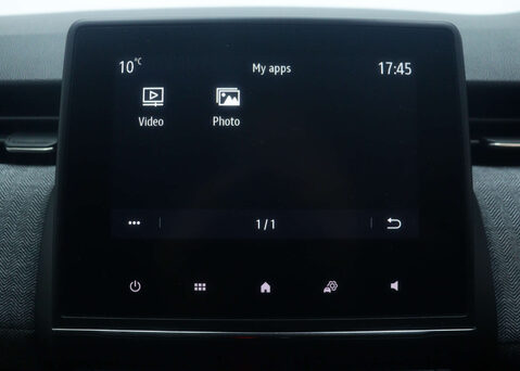 Renault Clio 1.6 Clio Techno E-Tech HEV Auto 5dr 24