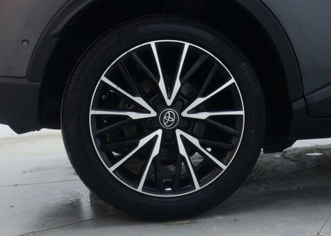 Toyota C-HR 1.8 C-HR Excel HEV CVT 5dr 12