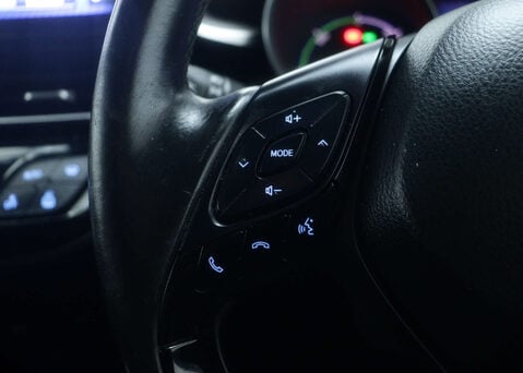 Toyota C-HR 1.8 C-HR Excel HEV CVT 5dr 33