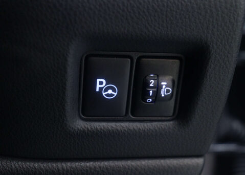 Toyota C-HR 1.8 C-HR Excel HEV CVT 5dr 39