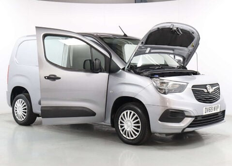 Vauxhall Combo 1.5 Combo 2300 Sportive S/S 33