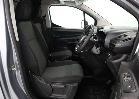 Vauxhall Combo 1.5 Combo 2300 Sportive S/S 23