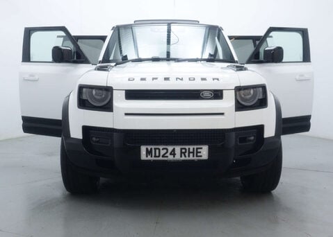 Land Rover Defender 3.0 Defender X-Dynamic HSE D MHEV A 4WD 5dr 73
