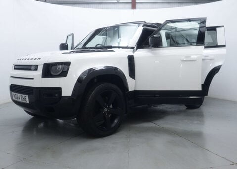 Land Rover Defender 3.0 Defender X-Dynamic HSE D MHEV A 4WD 5dr 74