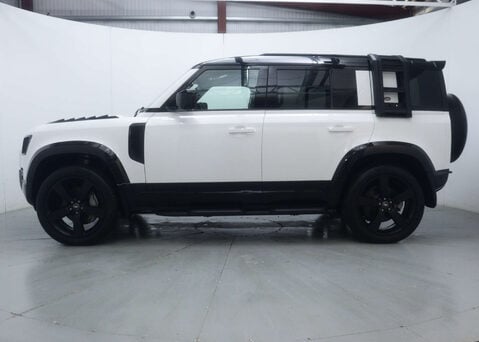 Land Rover Defender 3.0 Defender X-Dynamic HSE D MHEV A 4WD 5dr 8