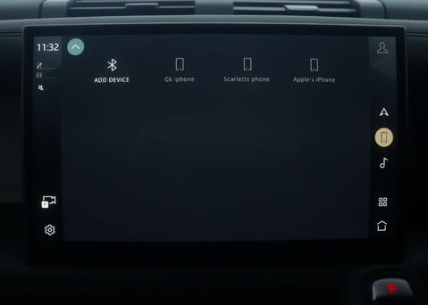 Land Rover Defender 3.0 Defender X-Dynamic HSE D MHEV A 4WD 5dr 28