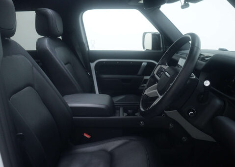 Land Rover Defender 3.0 Defender X-Dynamic HSE D MHEV A 4WD 5dr 60