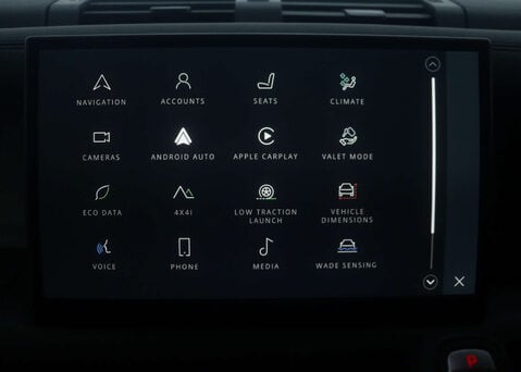 Land Rover Defender 3.0 Defender X-Dynamic HSE D MHEV A 4WD 5dr 39