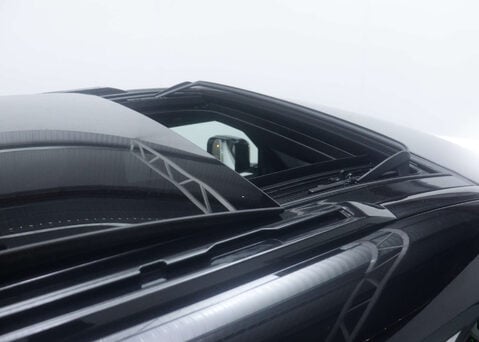 Land Rover Defender 3.0 Defender X-Dynamic HSE D MHEV A 4WD 5dr 20