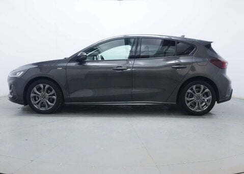 Ford Focus 1.0 Focus ST-Line MHEV Auto 5dr 7