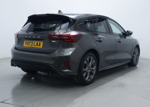 Ford Focus 1.0 Focus ST-Line MHEV Auto 5dr 10