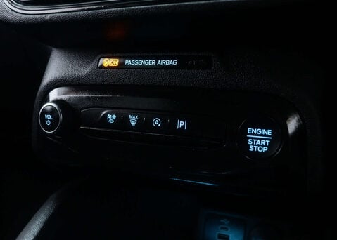 Ford Focus 1.0 Focus ST-Line MHEV Auto 5dr 28