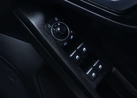 Ford Focus 1.0 Focus ST-Line MHEV Auto 5dr 35