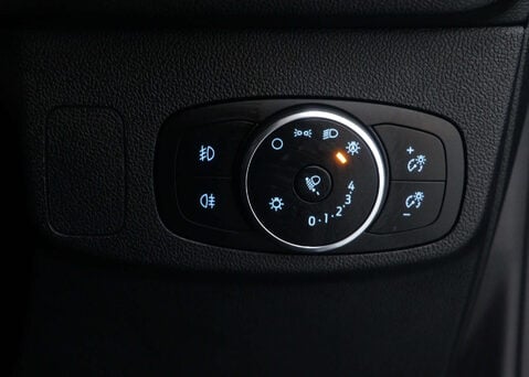 Ford Focus 1.0 Focus ST-Line MHEV Auto 5dr 34