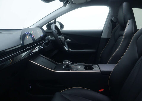 OMODA 5 1.6 5 Noble Auto 5dr 47