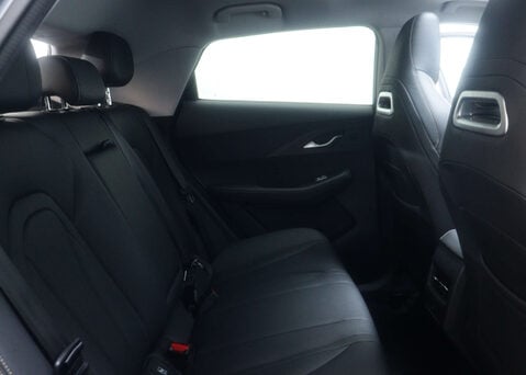 OMODA 5 1.6 5 Noble Auto 5dr 52