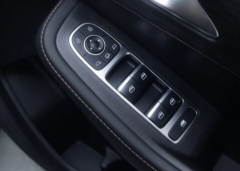 OMODA 5 1.6 5 Noble Auto 5dr 39