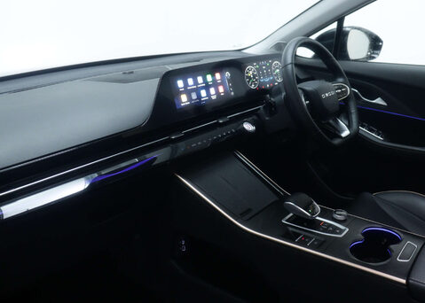 OMODA 5 1.6 5 Noble Auto 5dr 48