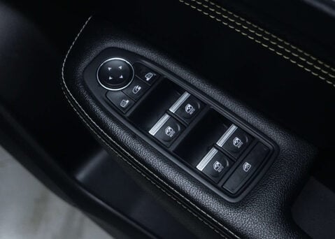 Renault Arkana 1.6 Arkana E-Tech Engineered Edition HEV A 5dr 43