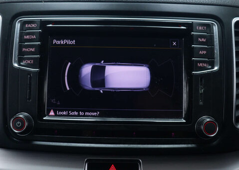 Volkswagen Sharan 1.4 Sharan SE Nav TSi Semi-Auto 5dr 23