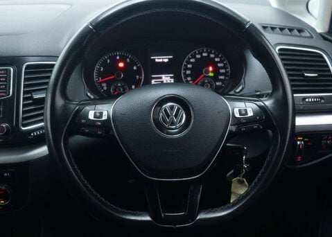 Volkswagen Sharan 1.4 Sharan SE Nav TSi Semi-Auto 5dr 14