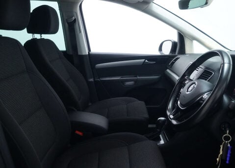 Volkswagen Sharan 1.4 Sharan SE Nav TSi Semi-Auto 5dr 35