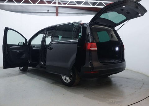 Volkswagen Sharan 1.4 Sharan SE Nav TSi Semi-Auto 5dr 48