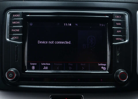 Volkswagen Sharan 1.4 Sharan SE Nav TSi Semi-Auto 5dr 19