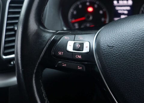 Volkswagen Sharan 1.4 Sharan SE Nav TSi Semi-Auto 5dr 27