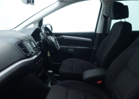 Volkswagen Sharan 1.4 Sharan SE Nav TSi Semi-Auto 5dr 38
