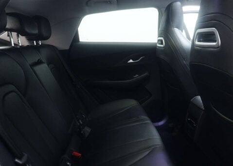 OMODA 5 1.6 5 Noble Auto 5dr 53