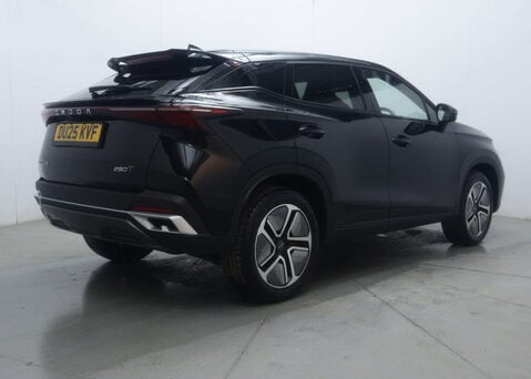 OMODA 5 1.6 5 Noble Auto 5dr 11