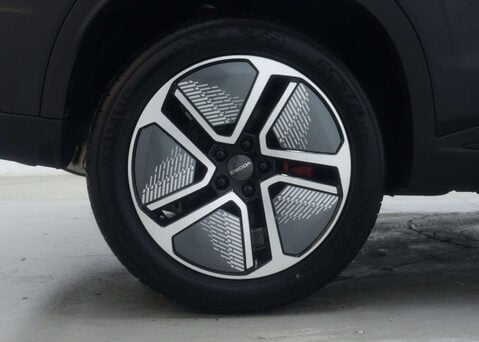 OMODA 5 1.6 5 Noble Auto 5dr 13